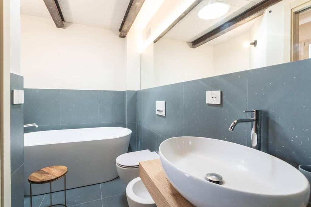Luxury & Design: Oasi Nel Centro Storico Di Rimini Villa Exterior photo